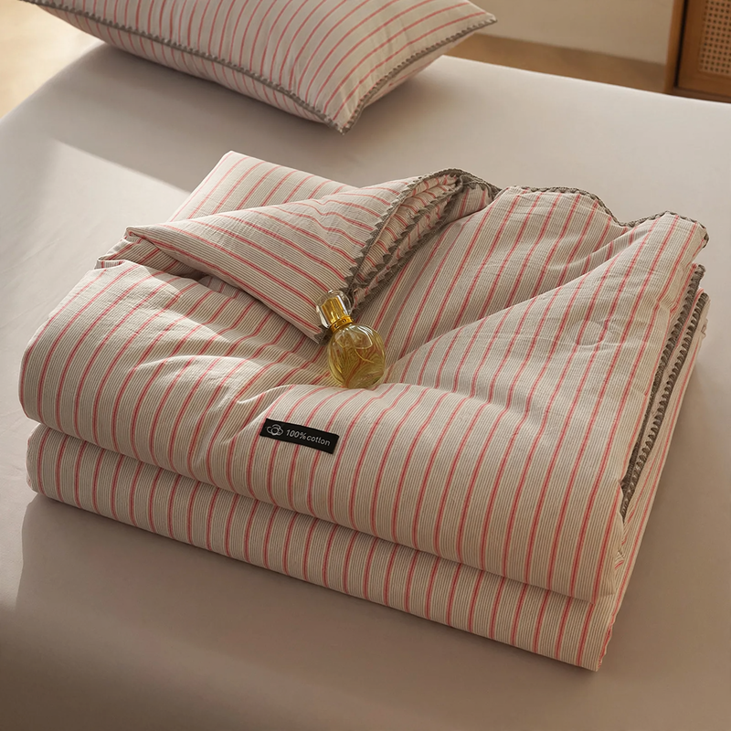 Cotton summer blanket, treated with detergent