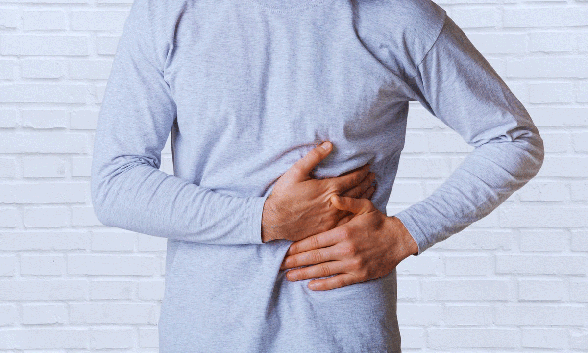 Síntomas del hígado graso: Señales de alerta según un experto de Harvard