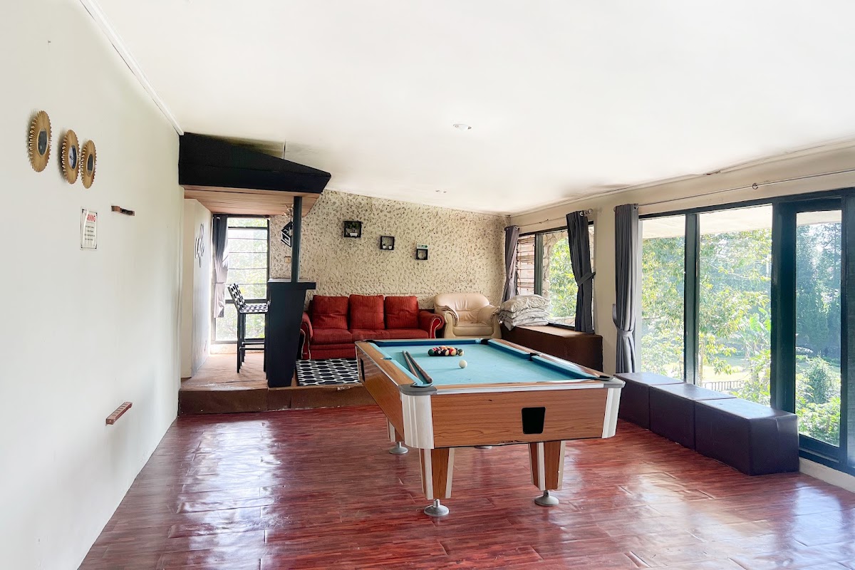 Villa Aruna by Nebula Villas in Cisarua, Bogor — photo 9