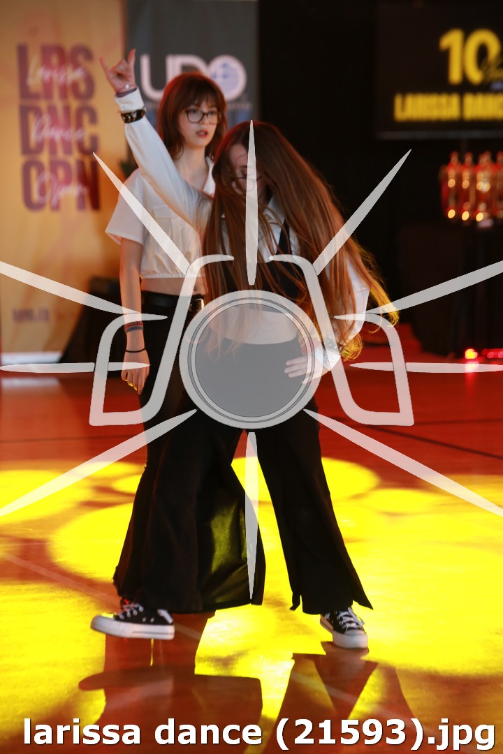 larissa dance (21593).jpg