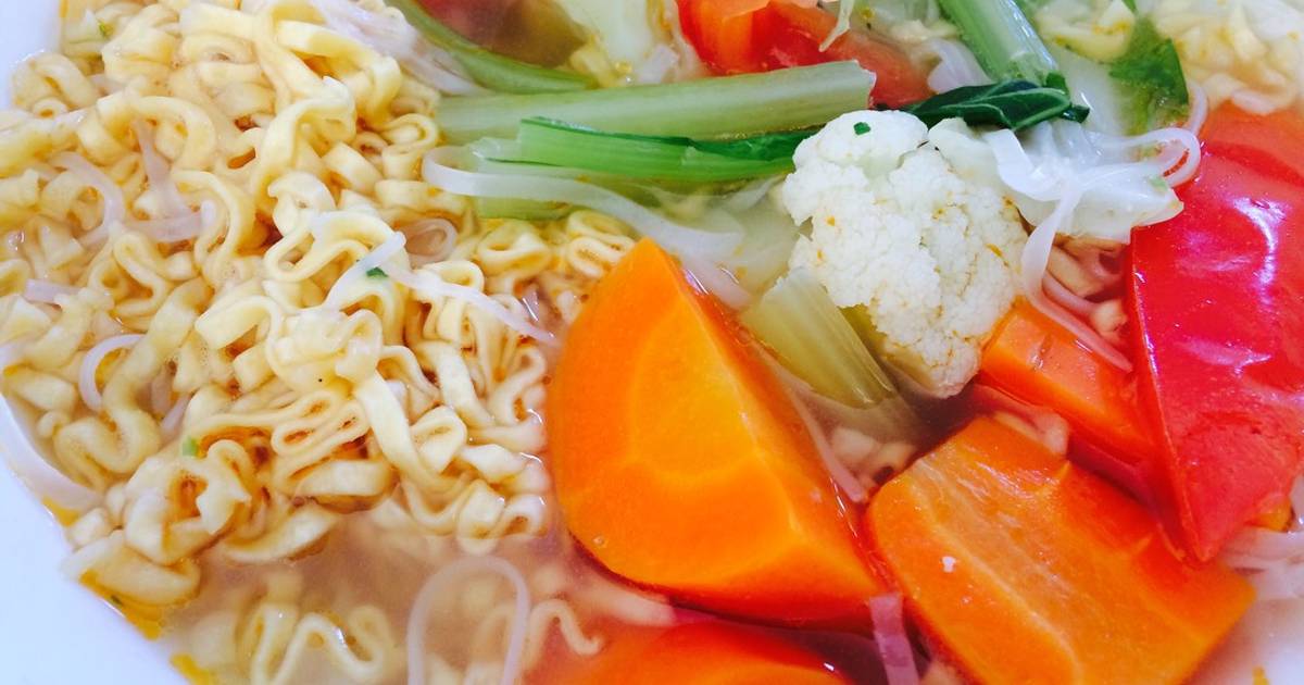 Mì hoa lá củ