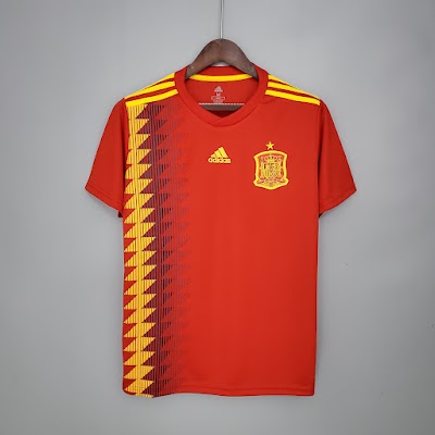 Retro 2018 España Local @lumorasports.jpeg