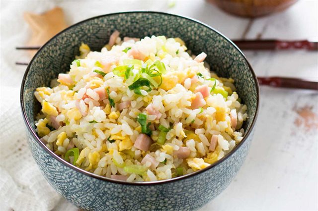 Cơm Chiên Thịt Xông Khói Mayonnaise