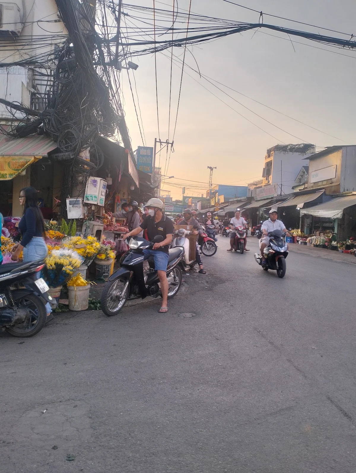 BÁN NHÀ NGAY CHỢ – LIÊN ẤP 1,2,3, VĨNH LỘC B, BÌNH CHÁNH – ảnh phòng ngủ