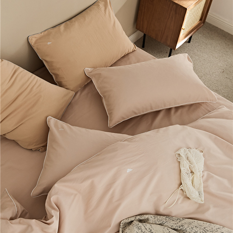 Premium cotton bedding set, brushed, modern and simple