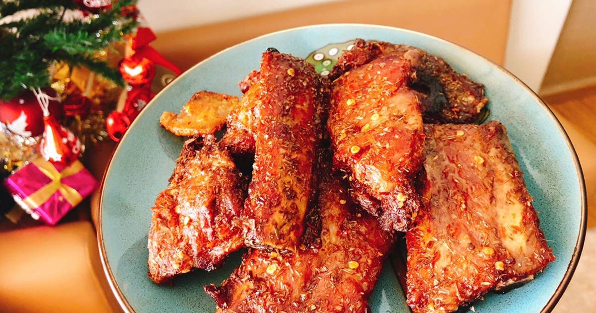Sườn phơi một nắng. 
Hoặc ba rọi điều được