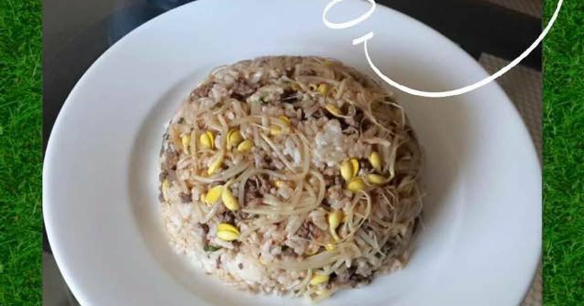Cơm giá đậu thịt bò kiểu HQ