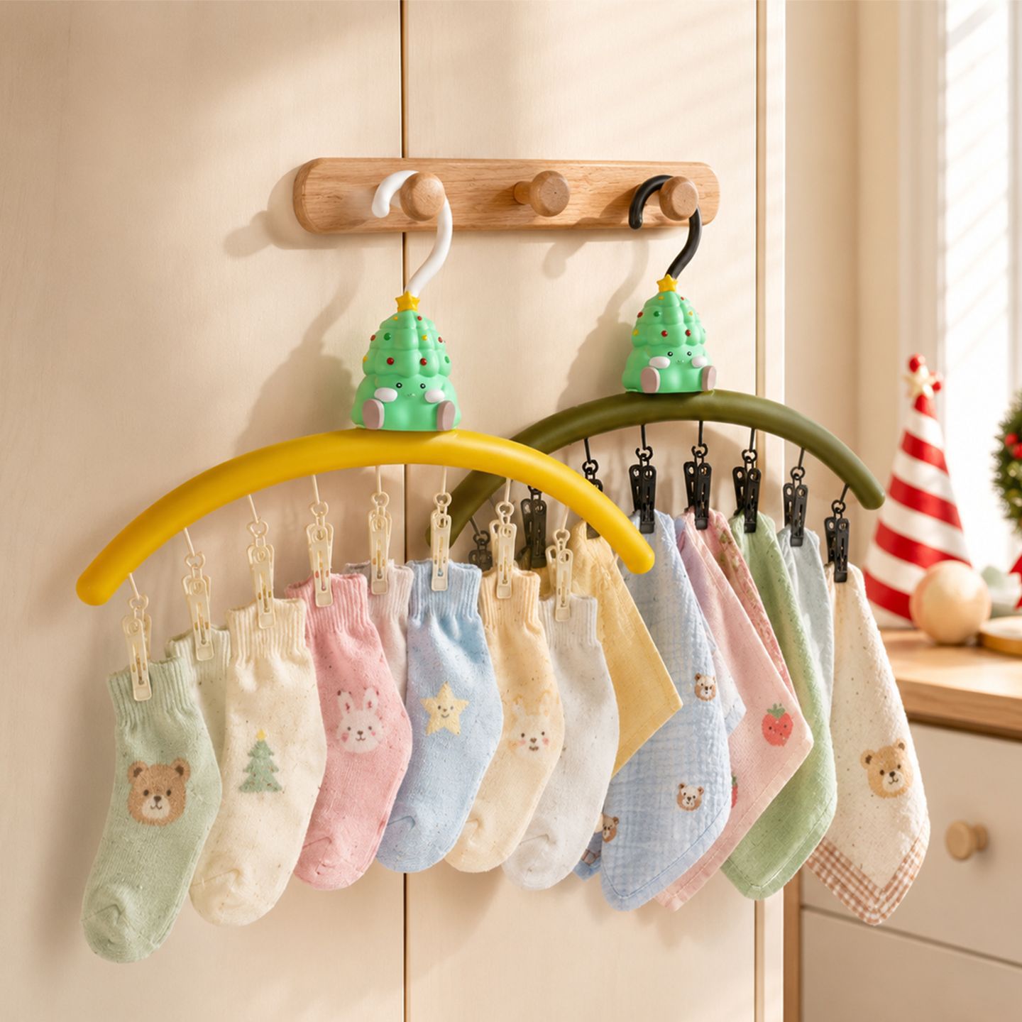Christmas tree drying rack with clips