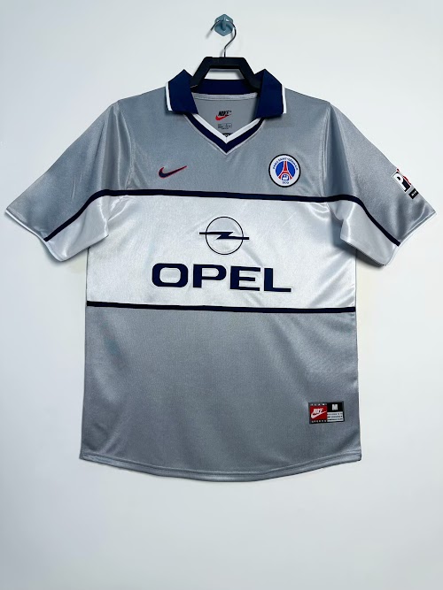 Equipación de visitante del Paris 2000-01.jpeg