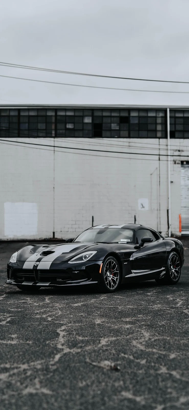 Black Dodge Viper GTS - Automotive Photography 4K iPhone Wallpaper (2744x5945)