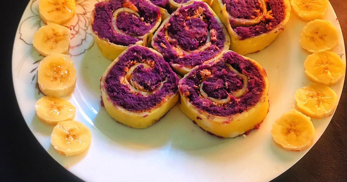 Crep khoai lang tím cuộn cá hồi