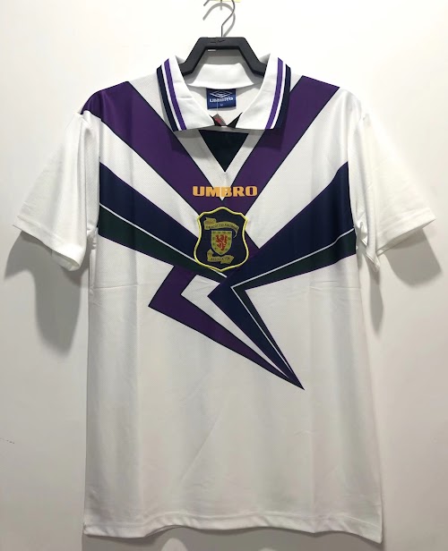 Equipación de visitante de Escocia 94-96.jpeg