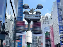 渋谷センター街街路灯ライトボックス広告
