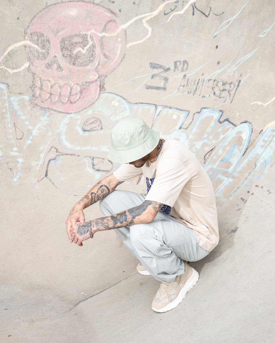 Niko (Veirdo.in) streetwear campaign, graffiti walls and skate ramps, photo 3