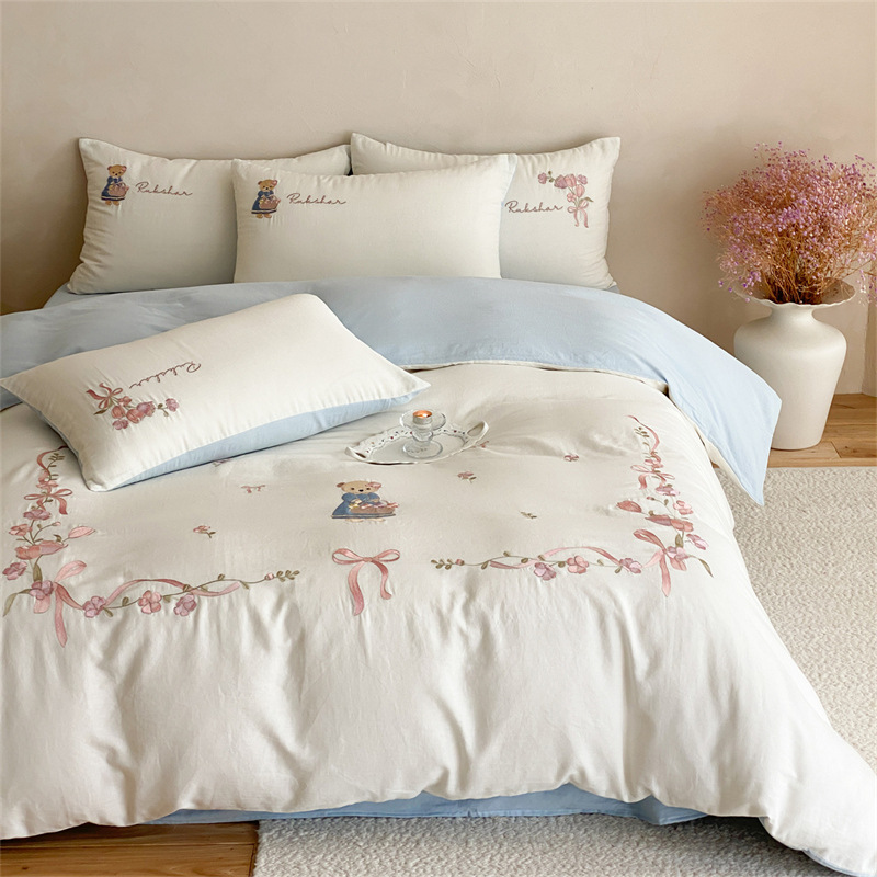 Bedding set made of double-layer cotton gauze, child-friendly