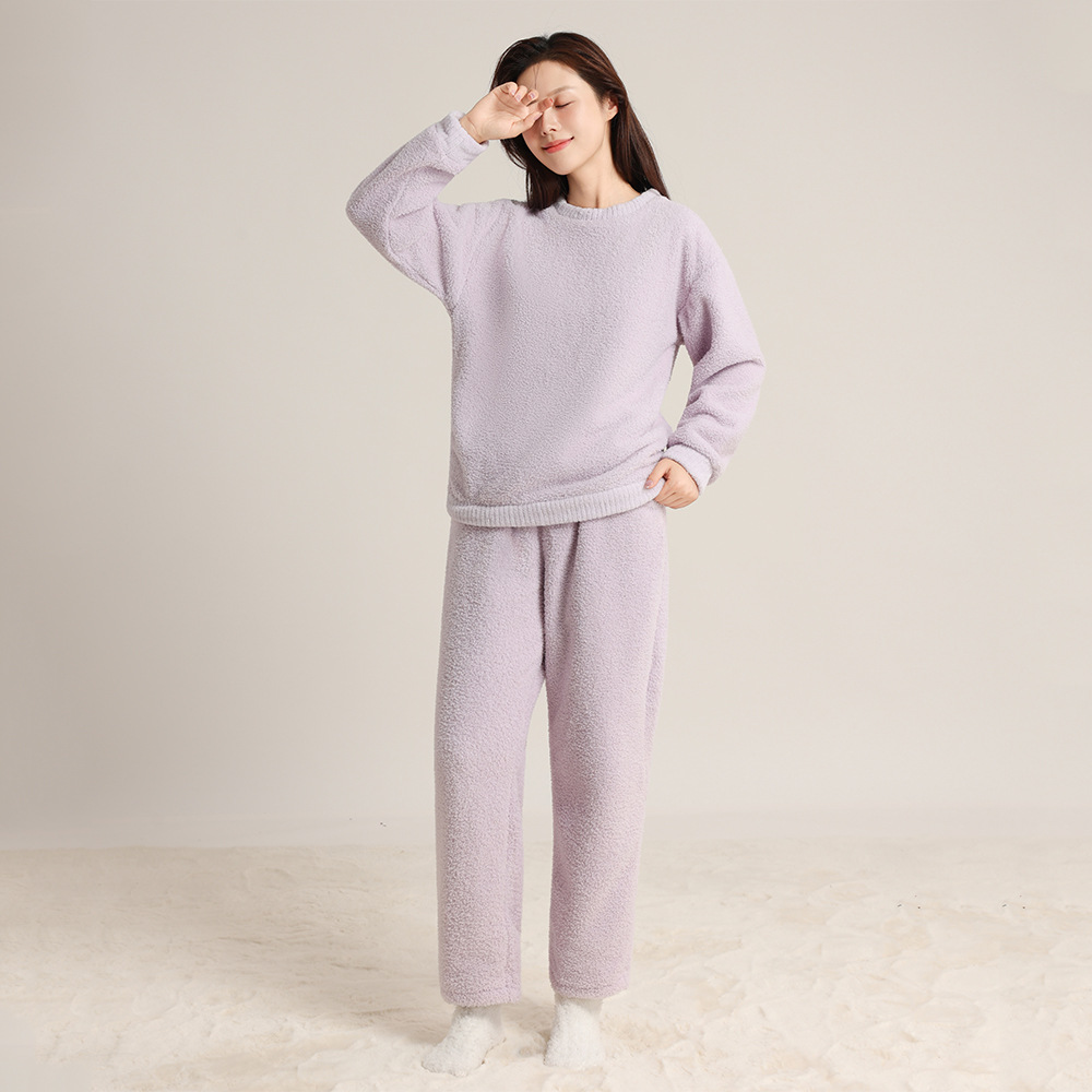 Gemütliches Lounge-Set für Paare, Rundhals