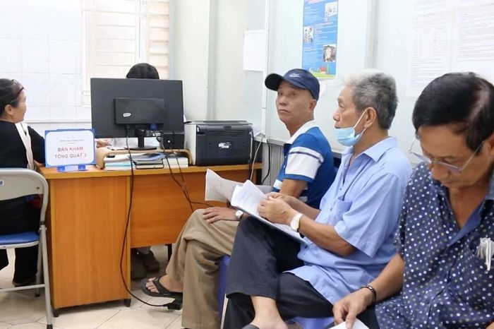 [Video] Người dân sắp được khám sức khỏe định kỳ miễn phí khoảng 350.000 đồng/lượt - Báo Nhân Dân