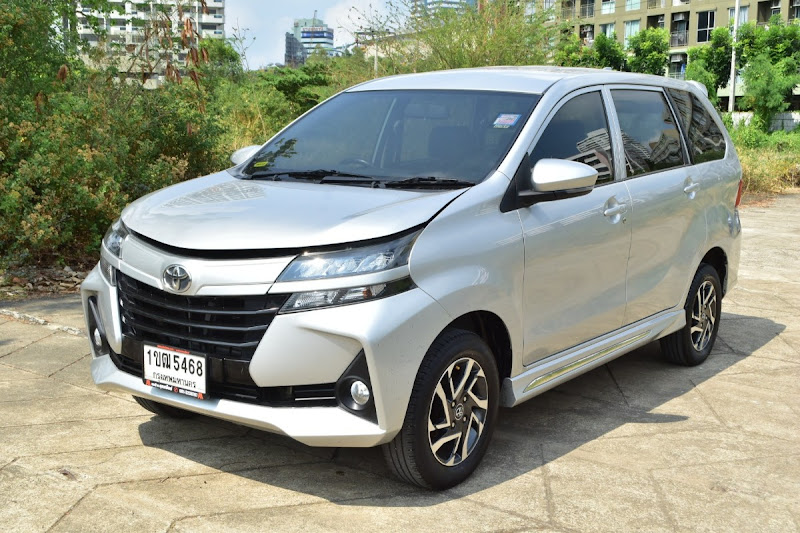 TOYOTA AVANZA