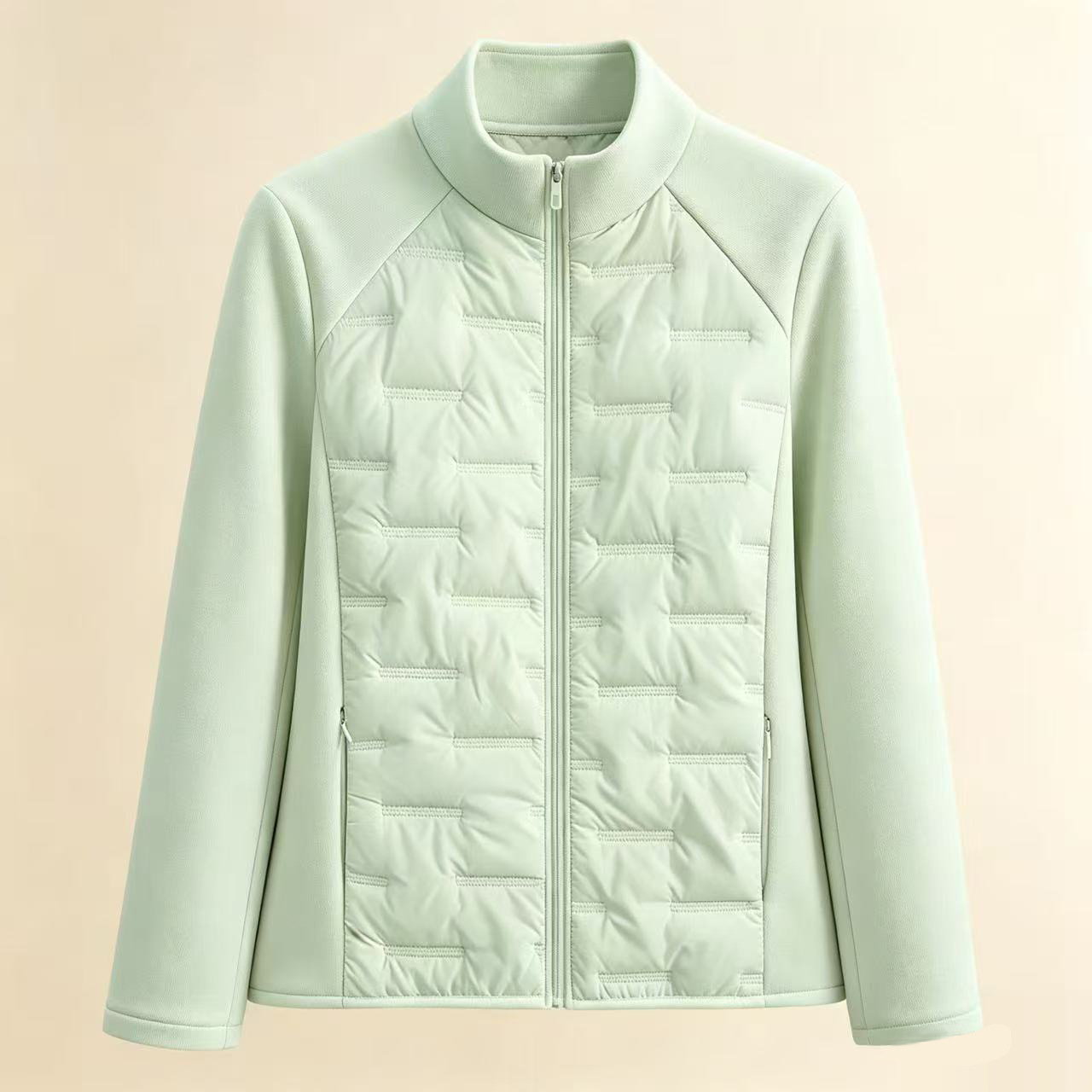 Sporty fitted quilted jacket for women