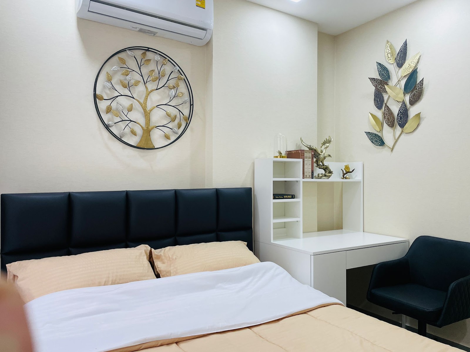 The Jeval - 2 Bed, Floor 11 9