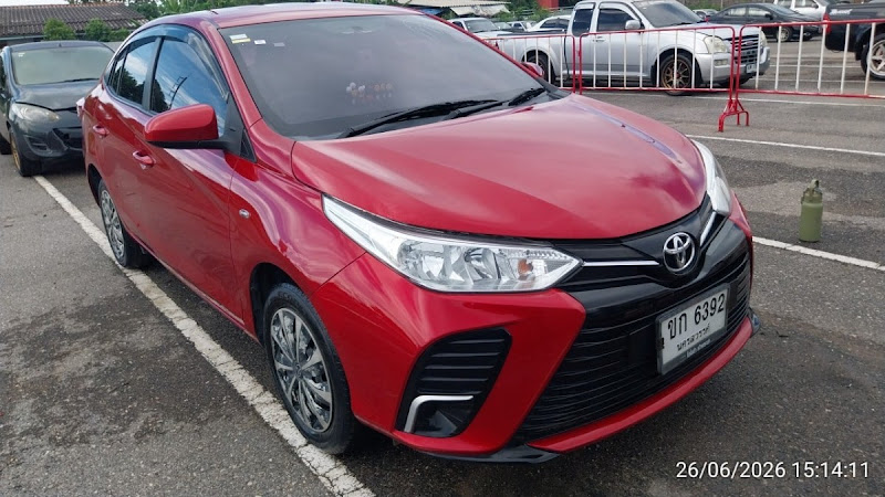 TOYOTA YARIS ATIV