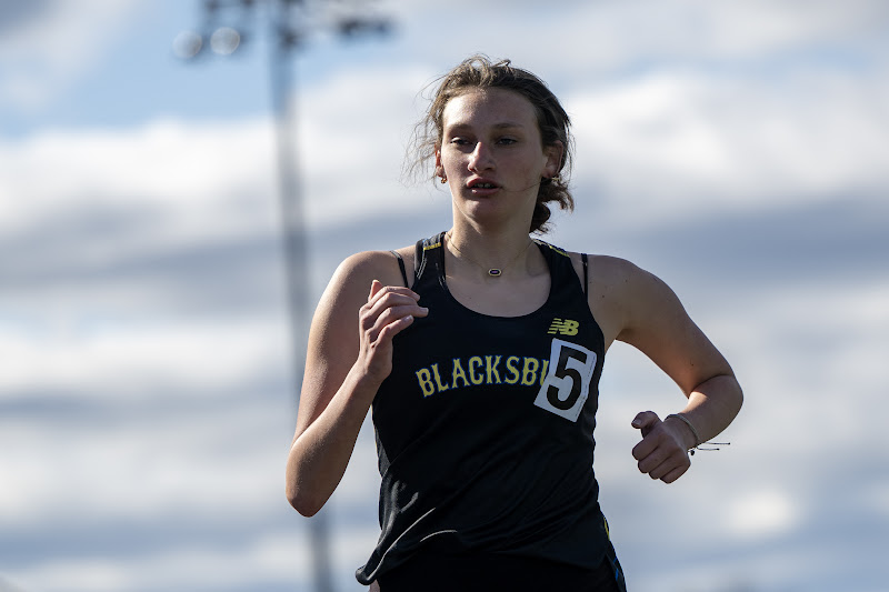 Photo from HS: Track & Field of Michaela Stohler