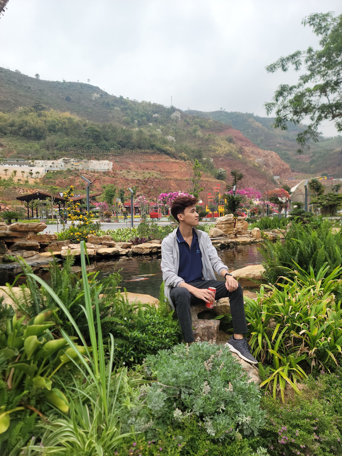 Blog 16: Giúp người khốn khó, không giúp người lười