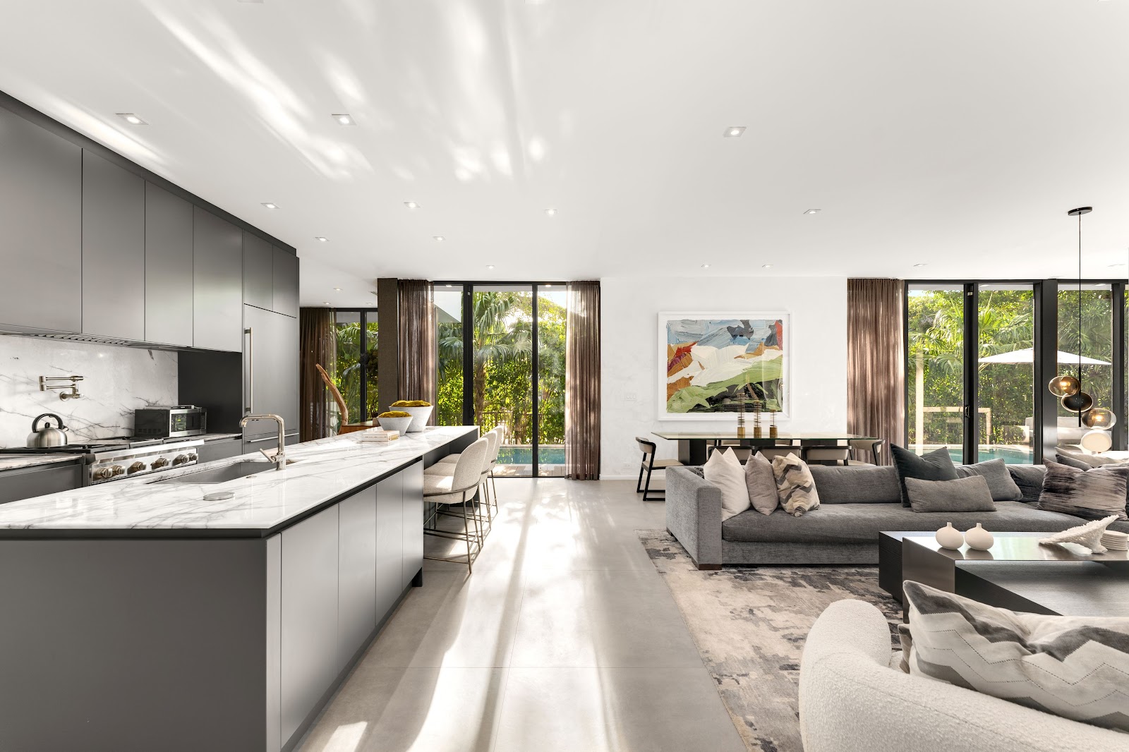 Miami Beach, Florida, USA — 5-Bed Villa 3