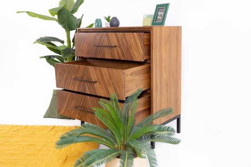 Commode Chevron 4