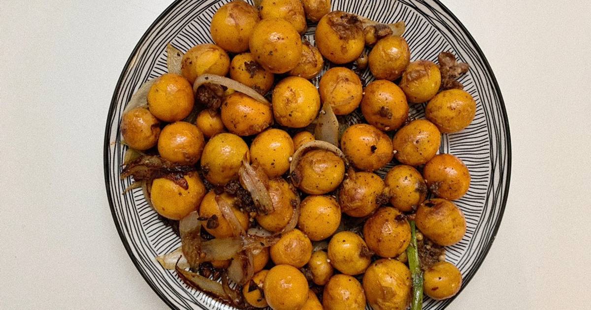 Trứng non cháy tỏi