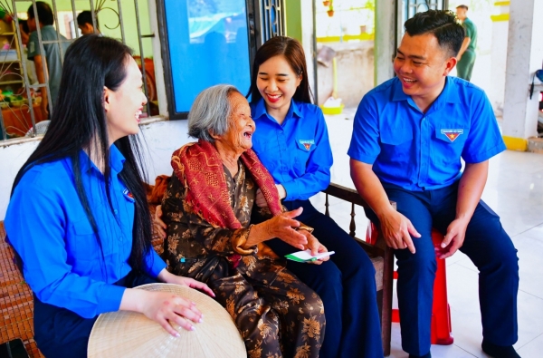 Tuổi trẻ BSR tri ân Mẹ bằng Mâm cơm công nghệ - Nụ cười lan tỏa giá trị nhân văn