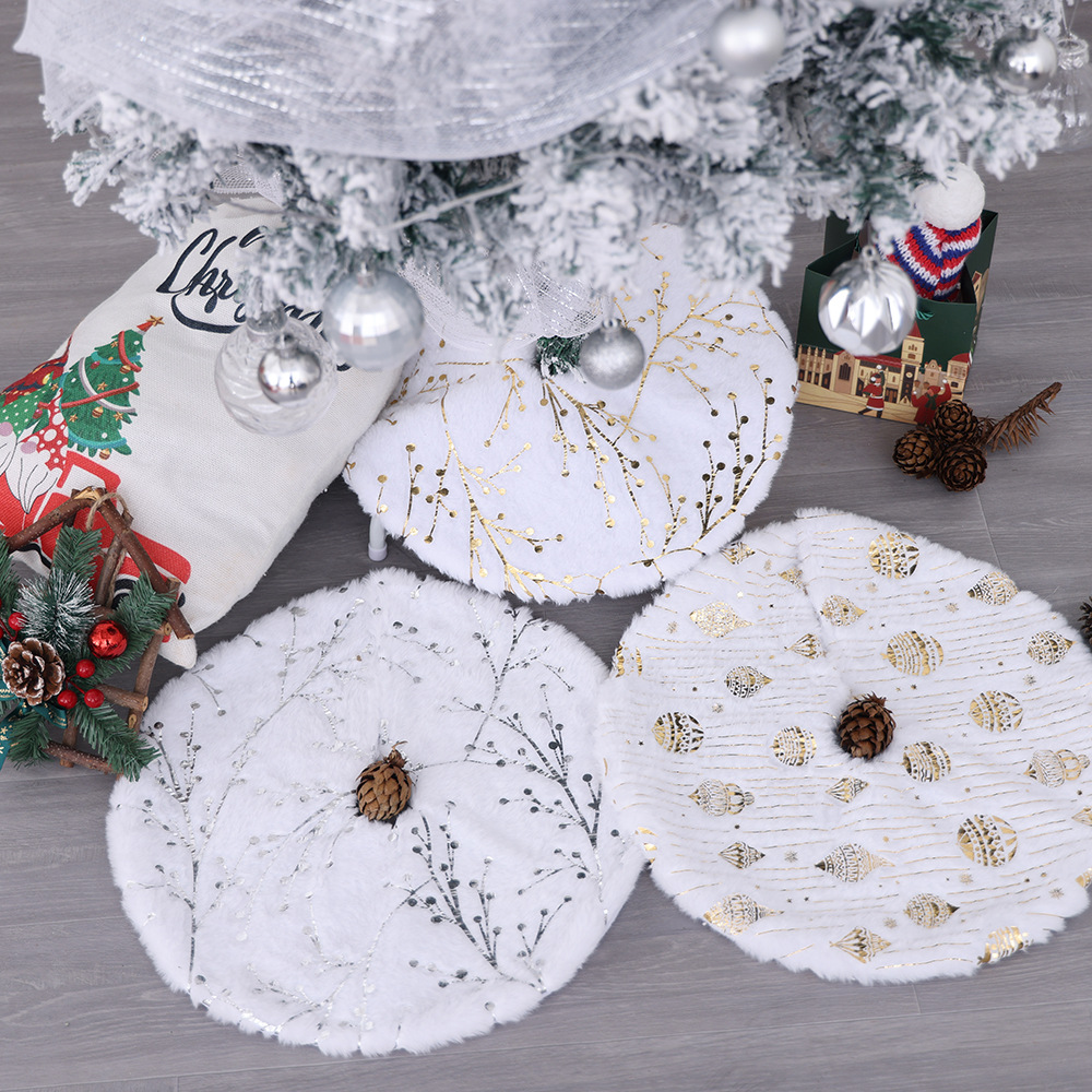 Weihnachtsbaum-Rockschürze aus Plüsch