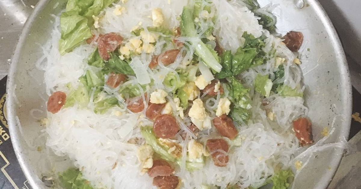 Miến xào trứng và lạp xưởng