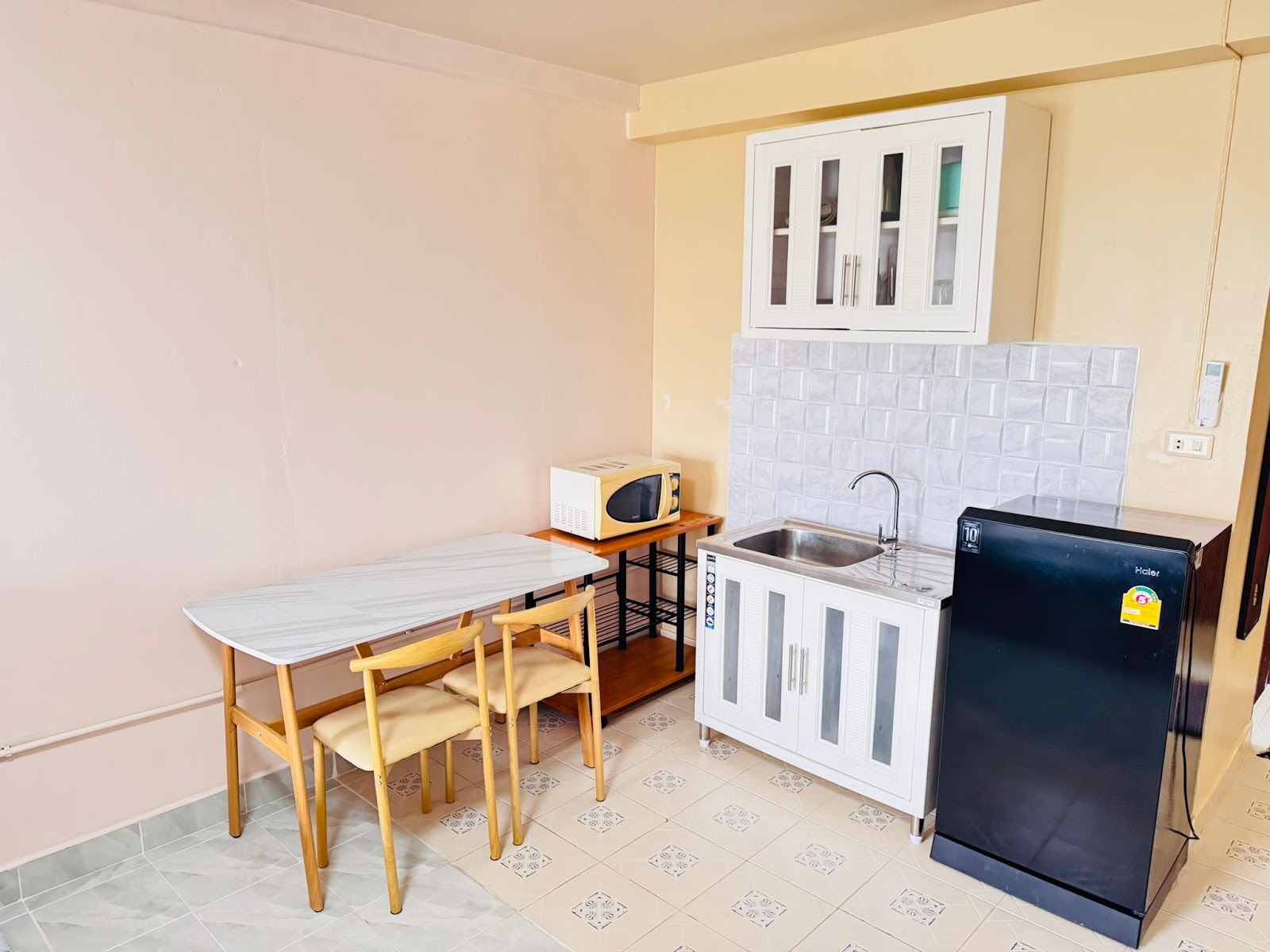 Laguna Heings - 2 Bed, Floor 7 9