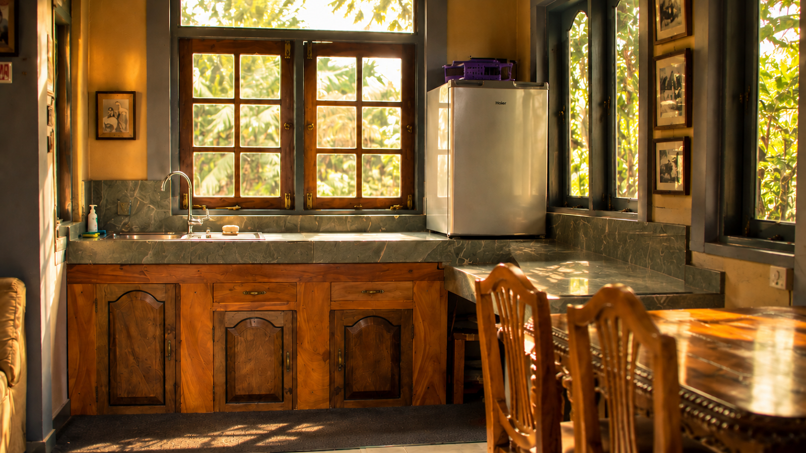 Elephant Beach Villa Verandah & Living