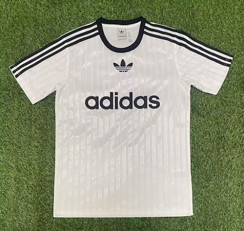 25-26 Adidas Casual Blanca.jpg