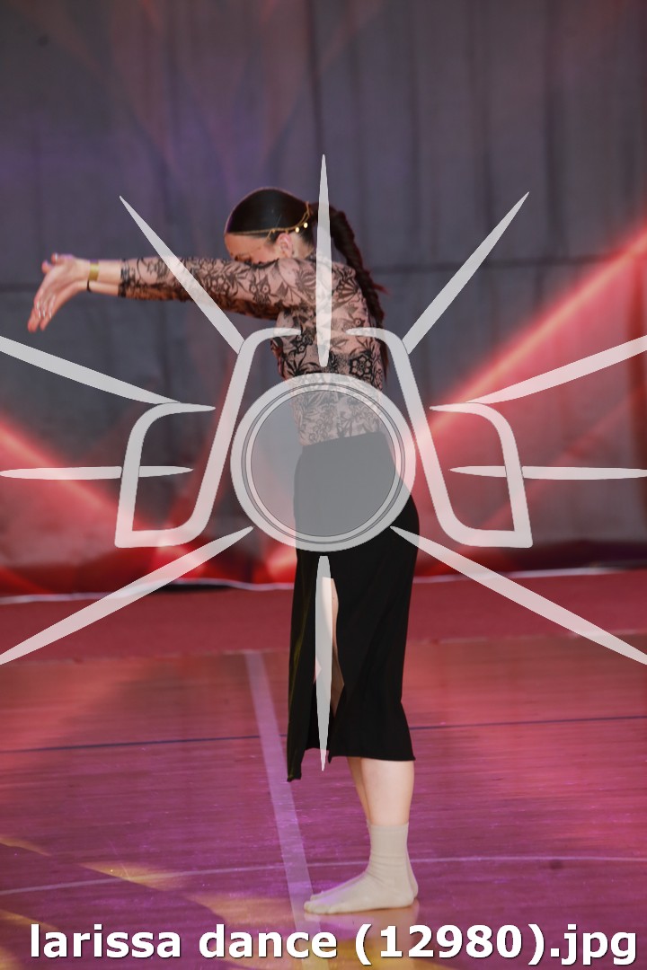 larissa dance (12980).jpg