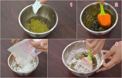 Cho 600 g nước đường và 1 muỗng cà phê nước hoa bưởi (bắt buộc phải có mới đúng vị bánh dẻo) và 3 muỗng cà phê bột trà xanh vào tô rồi quậy đều. Kế tiếp, rây từ từ 200g bột bánh dẻo vào tô nước đường, để tránh làm bột đóng cục. Trộn nhẹ nhàng, trộn sao cho khi trộn xong vẫn thấy bột còn lỏng chứ không đặc sánh như cục bột. Đợi 15 phút cho bột nghỉ.