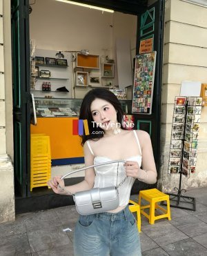 Chạy Trốn Hay Là Bị Vả Mặt