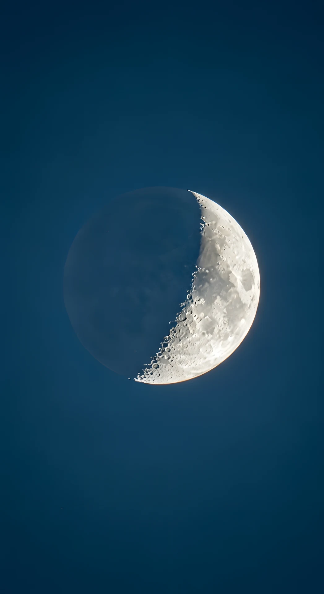 Detailed First Quarter Moon Against Deep Blue Sky - Free 4K mobile Wallpaper