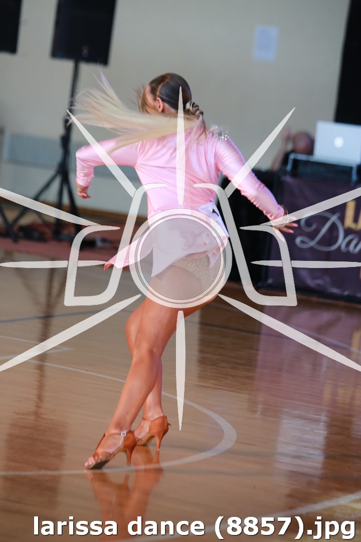 larissa dance (8857).jpg