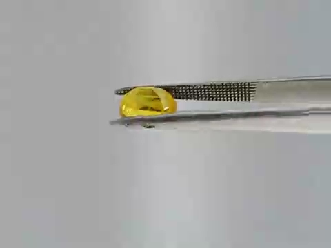 Natural bangkok Yellow Sappire 3.88 cts
