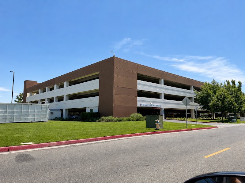 Clovis Community parking structure