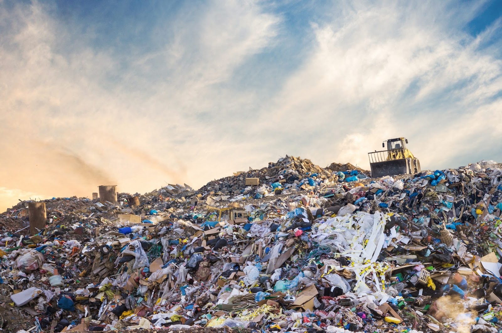 Plastic in garbage dump. Plastic ocean, Great Pacific Garbage, plastic marine debris, micro plastic, nano plastic, plastic waste, waste management. CarbonEthics Indonesia