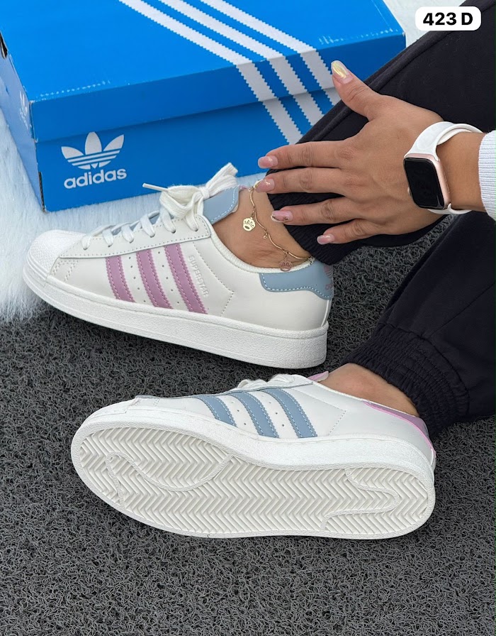 Adidas Superstar