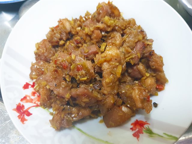 Thịt Kho Ruốc