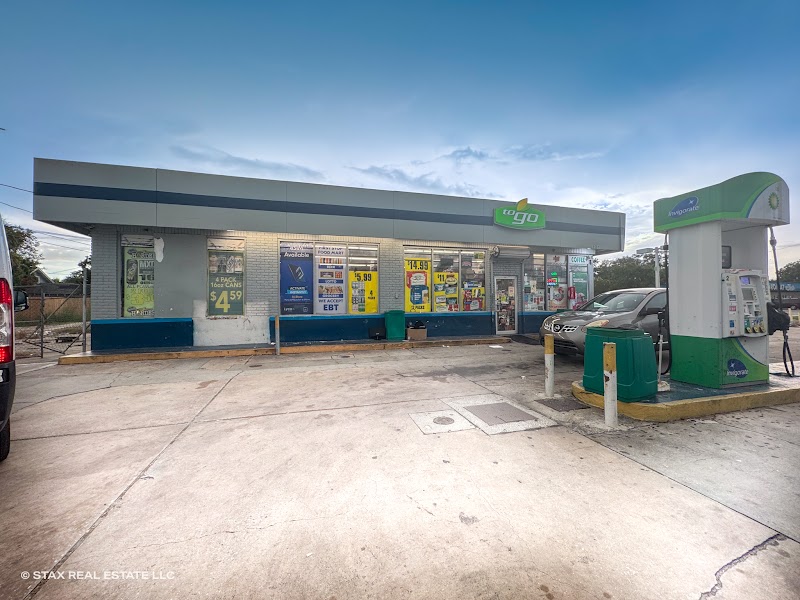 Unbranded Gas Station for Sale in St. Petersburg, FL — photo 2 of 6
