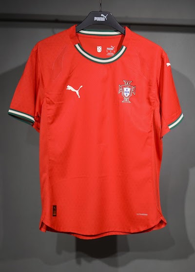 25-26 Portugal Local.jpg