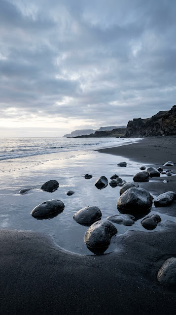 Black Sand Beach Volcanic Stones Dawn Wallpaper - Free mobile Wallpaper