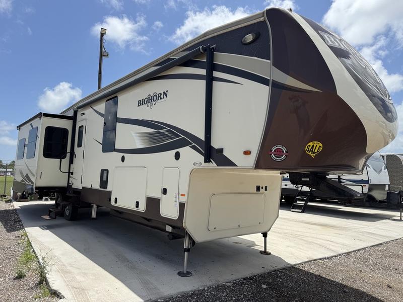 2017 Heartland RV Bighorn 3875FB